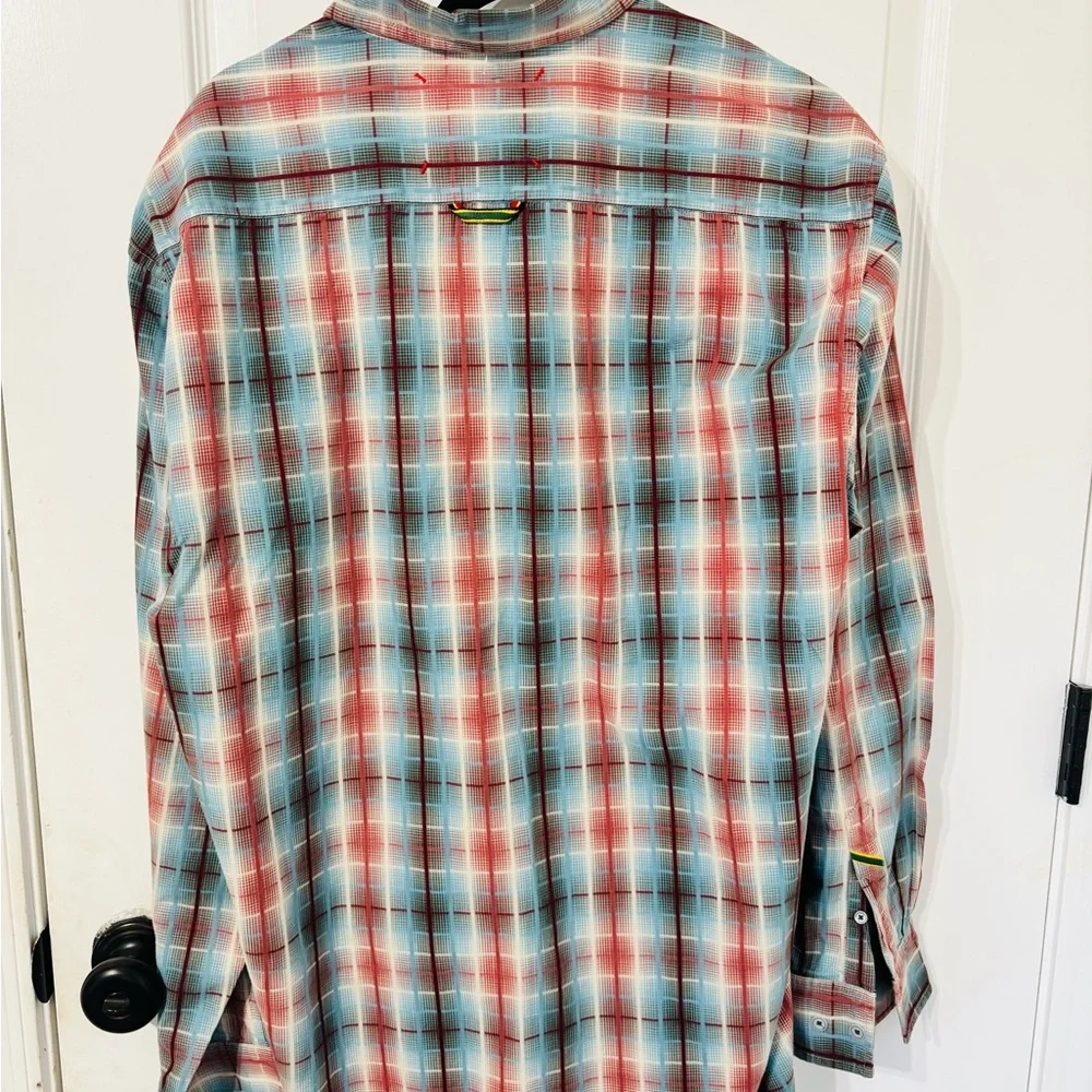 Robert Graham Bottom Down Shirt - Picture 2 of 6